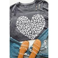 Azura Exchange Leopard Kiss Print Valentines Heart Graphic Tee - S