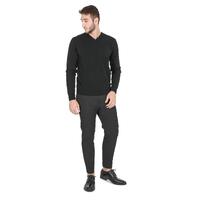 Crown of Edinburgh Cashmere Men&#39;s Refined Cashmere V-Neck Sweater in Black - 3XL