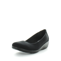 AEROCUSHION Women&#39;s MARTI Flats Black Lycra Shoe 7US