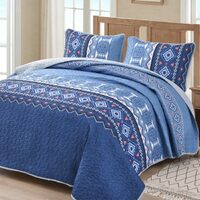 Nature Lover&#39;s Quilted bedspread and pillowcovers set: Inspired by the Outdoors - Queen size